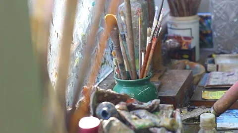 Sill in a studio Vídeo Stock 59943490