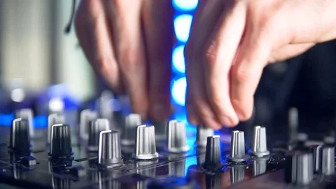 Silver and black mixer knobs in use. Video stock 79203284