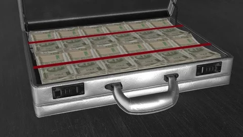 A silver briefcase filled with neatly stacked Indian 500 rupee notes 스톡 동영상 318899845