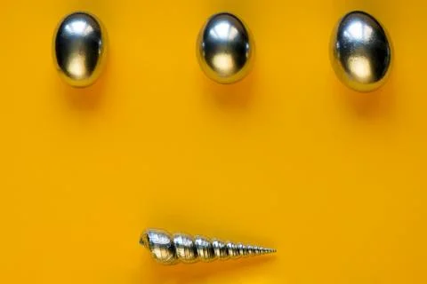 Silver eggs and shells on colored background Stockfoto's