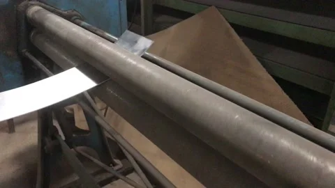 Silver Sheet Metal Through Plate Roller Vídeo Stock 99110559