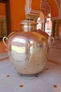 Silver urn Stock Photos