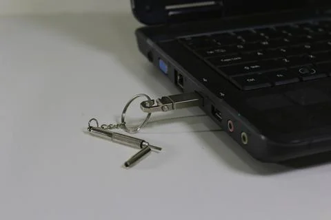 Silver USB flashdisk and key chain Photos