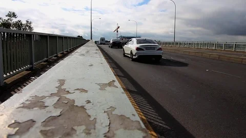 Silverwater Bridge Watching the Traffic 库存影片 80505097