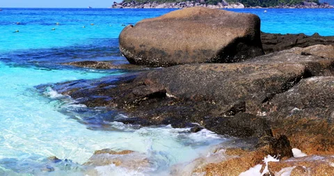 Similan Archipelago.Sun, sand, coast and clear water. 動画素材 295730118