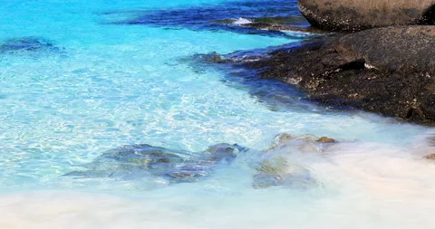 Similan Archipelago.Sun, sand, coast and clear water. 動画素材 295730461