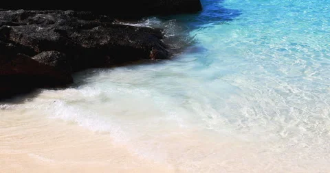 Similan Archipelago.Sun, sand, coast and clear water. 動画素材 295730947