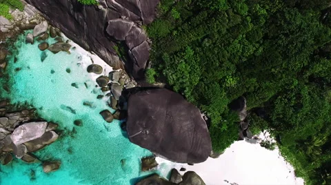 Similan Islands With Mountainous Rocks Vídeo Stock 60325711