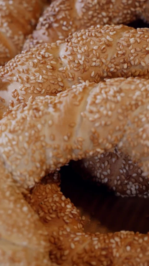 Simit circular bread with sesame seeds, It is widely known as Turkish bagel Video stock 182456637