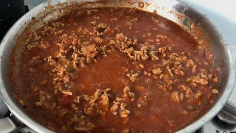 Simmering sauce Stock Footage 129069511