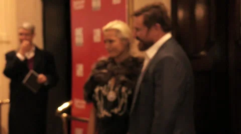 Simon &amp; Jasmine Le Bon on the red carpet at One Man Two Guvnors Opening Night Video stock 32121281