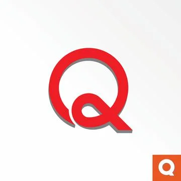 Simple and unique letter or word Q sans serif line font 3D shadow Illustrazione stock