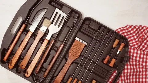 Simple BBQ cooking set in plastic case. Stock-Footage 91563771