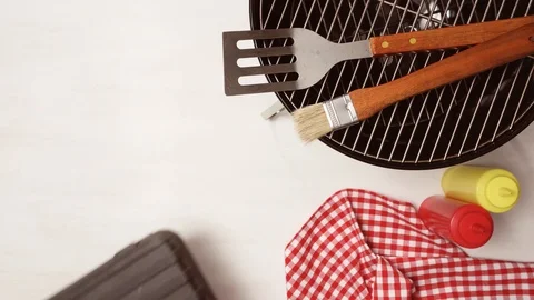 Simple BBQ cooking set in plastic case. Stock-Footage 91563801