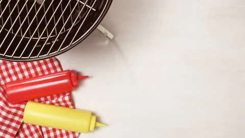Simple BBQ cooking set in plastic case. Stock-Footage 91563808