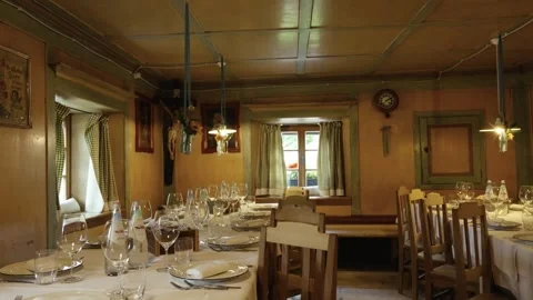 Simple Elegant Wedding Table Setting 動画素材 312666099