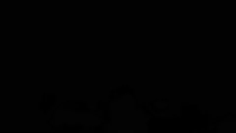 Simple ground fog visual effect on black background 3D animation. Use Vidéo 131024572