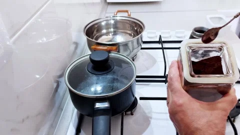A simple life hack for making coffee at home Stock-Footage 314432977