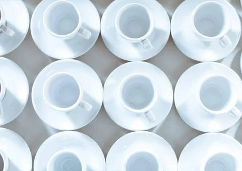 Simple pattern made of empty cups of coffee Simple pattern made of empty c... 스톡 사진