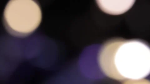  Simultaneous movement of fixed lights side by side in the dark 库存影片 317490013