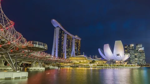 SINGAPORE - August 23, 2017:View from the infinity pool at Marina Bay Sands Stock-Footage 102212364