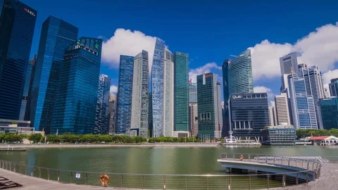 SINGAPORE - August 24, 2017:View from the infinity pool at Marina Bay Sands Stock-Footage 102596444