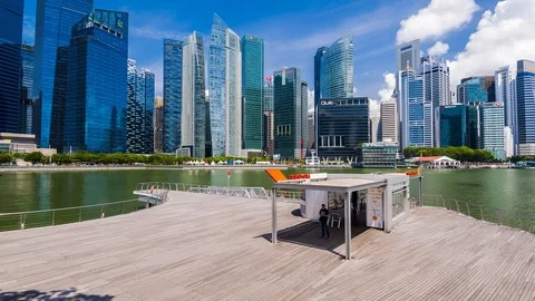 SINGAPORE - August 24, 2017:View from the infinity pool at Marina Bay Sands Stock-Footage 102596744