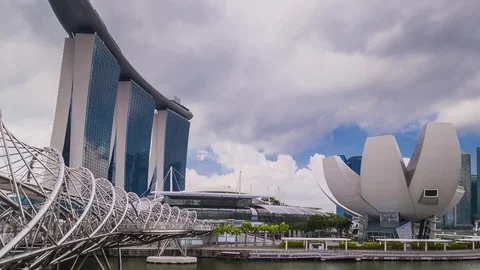 SINGAPORE - August 24, 2017:View from the infinity pool at Marina Bay Sands Stock-Footage 102596960