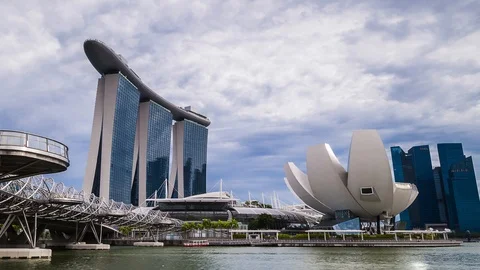 SINGAPORE - August 24, 2017:View from the infinity pool at Marina Bay Sands Video stock 102597605
