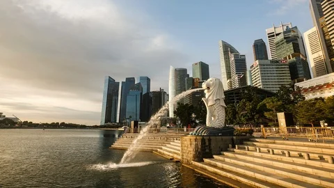 Singapore, Boat Quay, the Merlion Statue Stock Footage