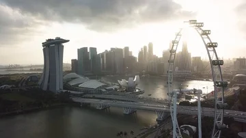 Singapore Eye rollercoaster in Sunset Stock-Footage 85829322