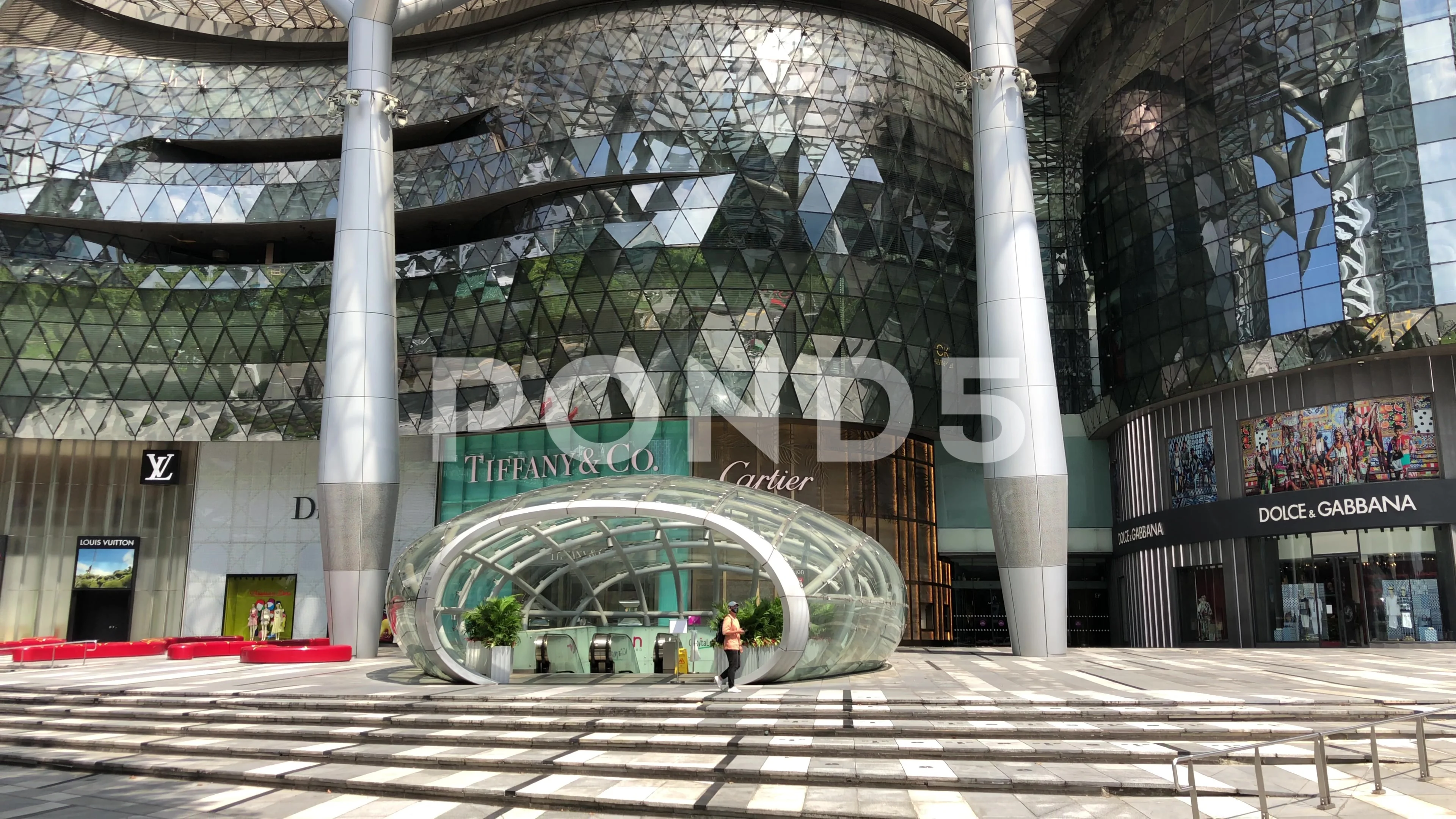 ION Orchard - LOVE & CO.
