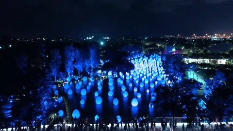 Singapore , View of the eggs floating over water, the decoration at the Stock-Footage 143641480