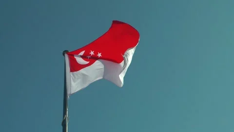 A Singaporean flag Видео 343386036