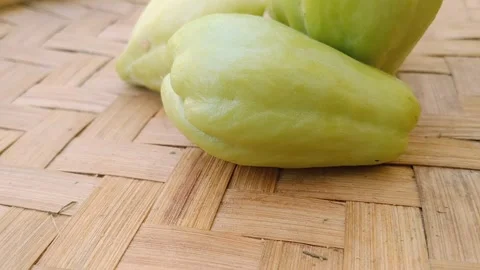 Single Chayote on Bamboo Mat Video stock 341836460