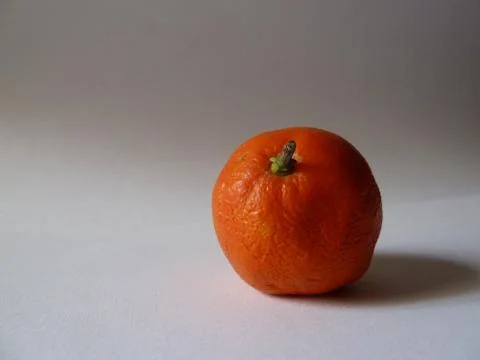 Single clementine Stock Photos