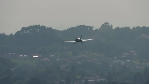 Single engine training airplane in flight 스톡 동영상 314335467