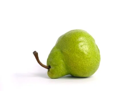 Single fresh Packham pears fruit isolated on white background Foto stock