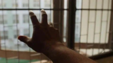 Single hand reaching forward with open fingers Video stock 337042303