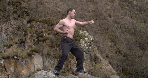 Single karate in slow motion 库存影片 63033304