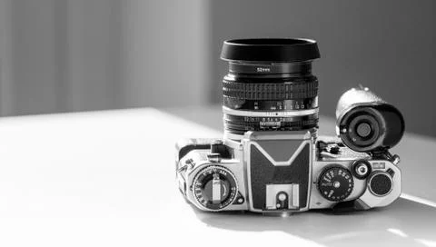 Single lens reflex 35mm camera Stock Photos