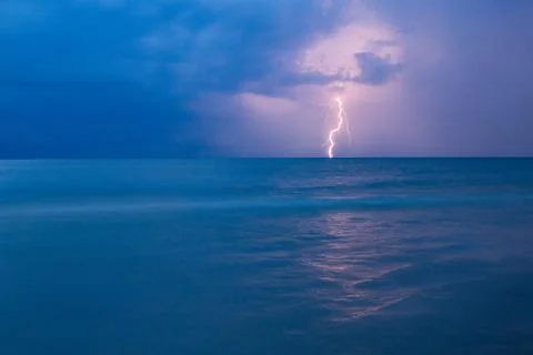 Single Lightning Bolt Foto stock