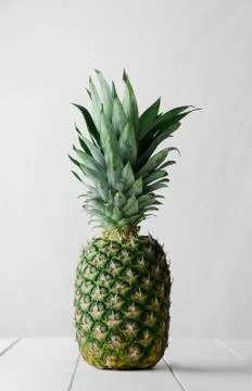 Single pineapple Stock Photos