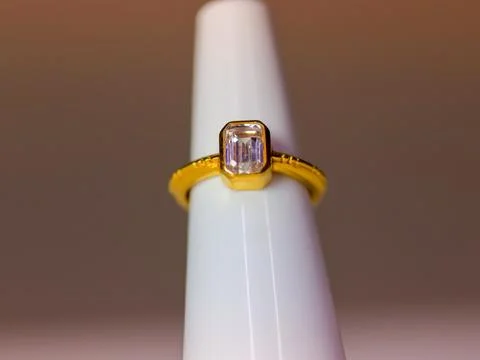 Single Stone Diamond Engagement Ring Stock Photos
