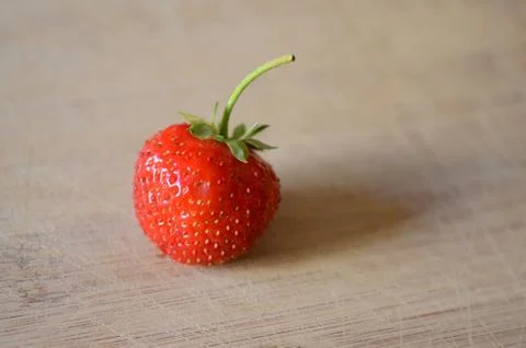 Single Strawberry 1 Stock Photos