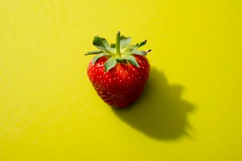 Single strawberry Stock Photos