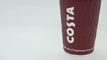 Single use coffee cup tilt shot Stock Footage 85847115