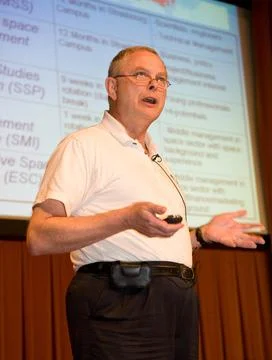 Singularity University First Meeting with Ames Center Director Pete Worden... Foto stock