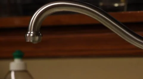 Sink Dripping water Medium Shot 스톡 동영상 43281850