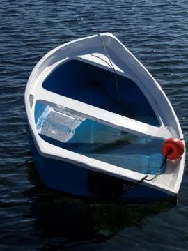 Sinking boat Foto stock